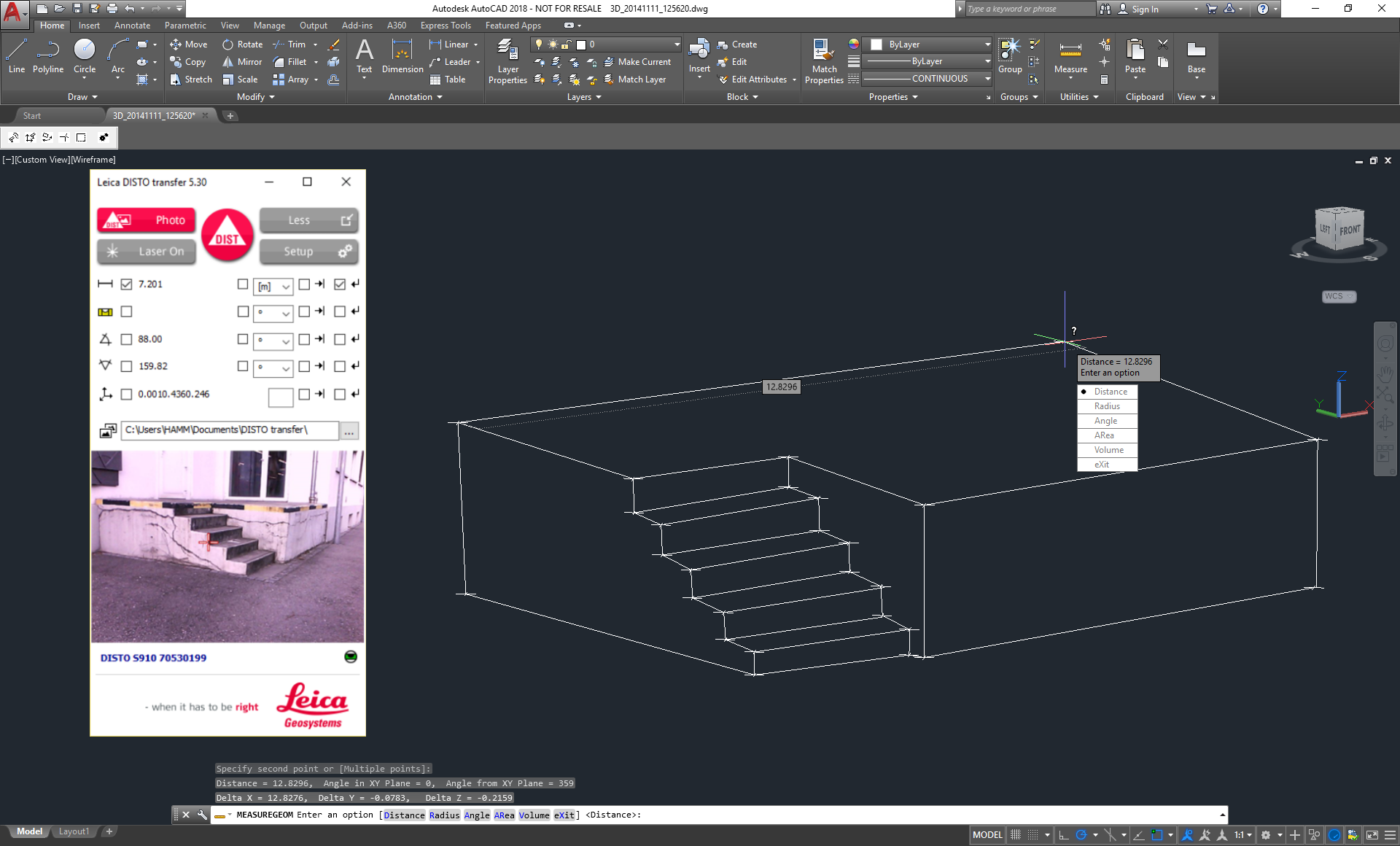 Screen shows 3D data of a staircase and a raised surface as well as the data captured with the Leica DISTO laser measure