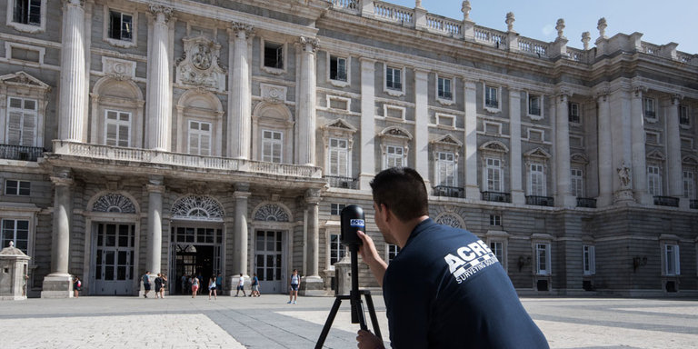 Scanning Spanish Royal Palace with the BLK360