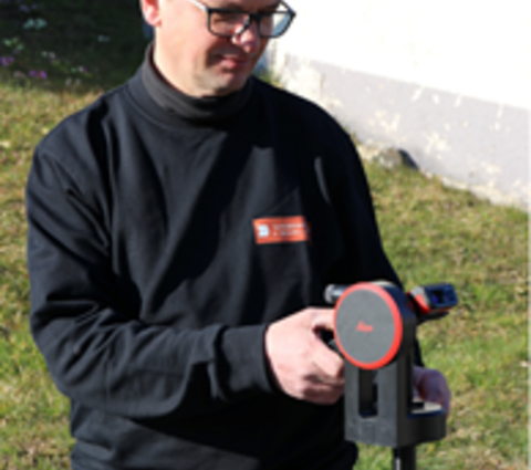 Ralf Wagenknecht using Leica DISTO S910